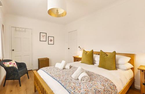 Amble Casa | Cherry Tree House - North East Escapes
