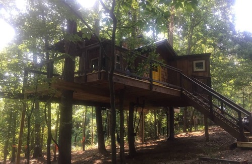 China Grove Casa | Cherry Treesort "Nona's Nest"