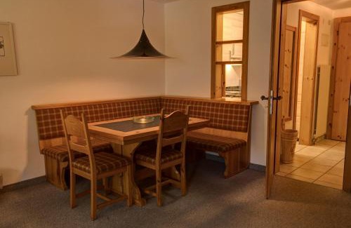 Silvaplana Apartamento | Chesa Munteratsch 1-Zimmerwohnung 206 Typ B