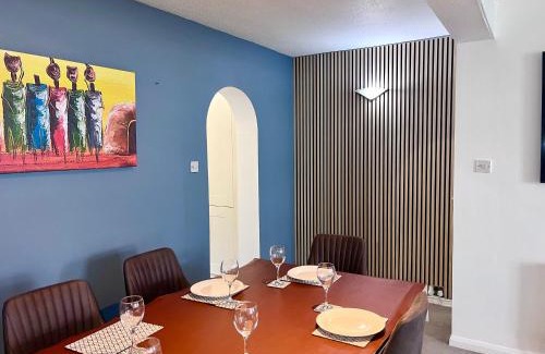 Chessington Casa | Chessington Blue with parking