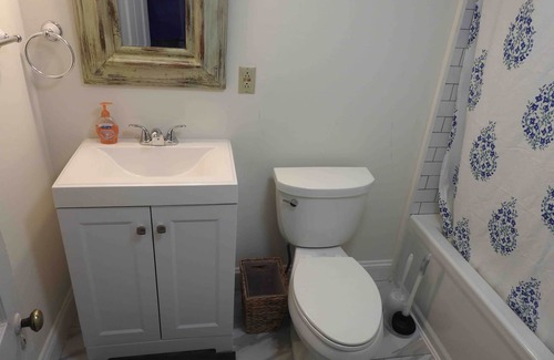 Chestertown Casa | Chestertown's Pet Red Cottage poco amigable