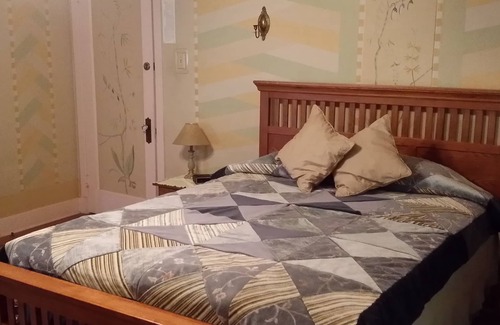 Atlantic Cama Y Desayuno | Chestnut Charm Bed & Breakfast