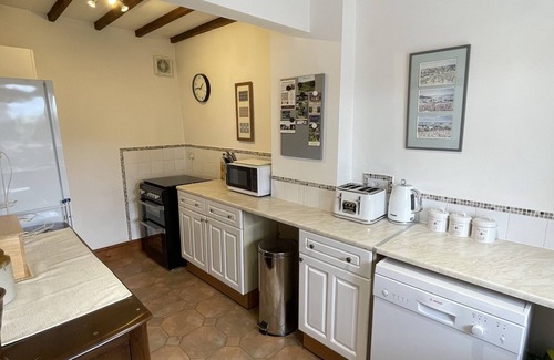 Bonsall Cabaña | Chestnut Farm Holiday Cottages