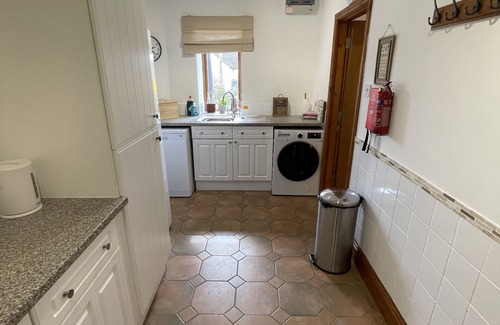 Bonsall Cabaña | Chestnut Farm Holiday Cottages