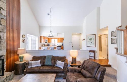 Blowing Rock Casa | Chetola: Chestnut 8