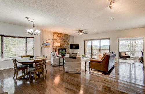 Blowing Rock Casa | Chetola: Robin 1