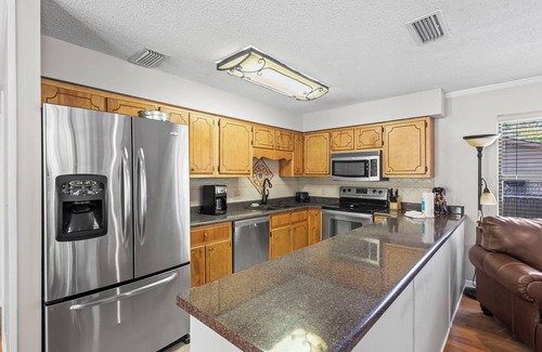 Ono Island Casa | Cheyenne Retreat Pet Friendly Boater's Paradise