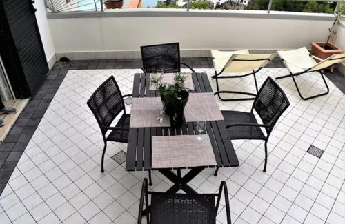 Chiesa Nuova Casa | Chez Angelina - De Vivo Realty Positano