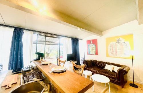 Costieres Apartamento | CHEZ BABOU studio d'artistes avec piscine, parking