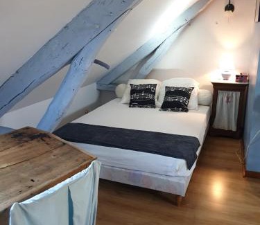 Lalbenque Casa | Chez Danièle - Maison au cœur du village de Lalbenque