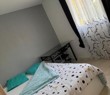 Saint-Denis-en-Val Casa | Chez Dapia