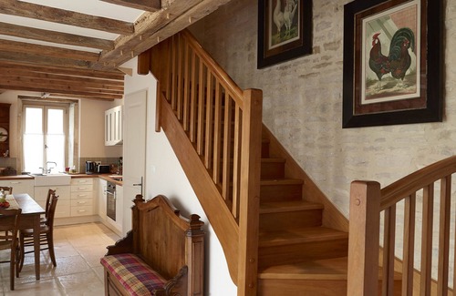 Meursault Apartamento | Chez Hall, La Grange, granero convertido 2bdr / 2bth lleno de encanto, Meursault