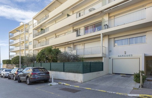 Cap-d'Antibes Apartamento | Chez J-P - 100m beach 2-4pers terrace sea view pool garage