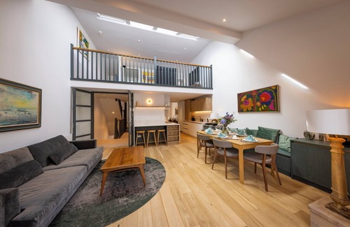 Ballsbridge Casa | Chez Jay 3, a stylish home in Ballsbridge Dublin