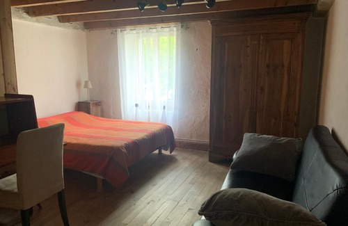 Lalouvesc Casa | Chez JL chambres d'hôtes en village Ardéchois