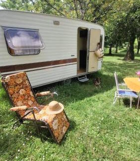 Montignac Otro | CHEZ JOSETTE caravane Camping le sorbier Montignac Lascaux