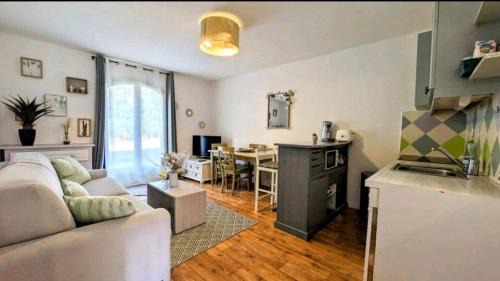 Valescure Apartamento | Chez K&D studio by Amel 11
