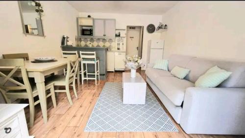 Valescure Apartamento | Chez K&D studio by Amel 11