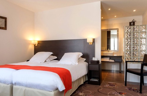 Julienas Hotel | Chez La Rose