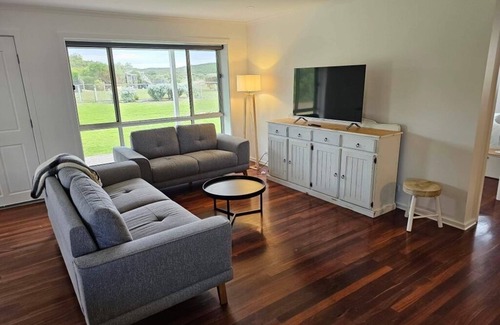Waterhouse Casa | Chez Lilou, Sit back and relax with Mother Nature