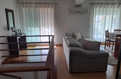 Lousa Casa | Chez Louise: onde a Serra beija o Céu