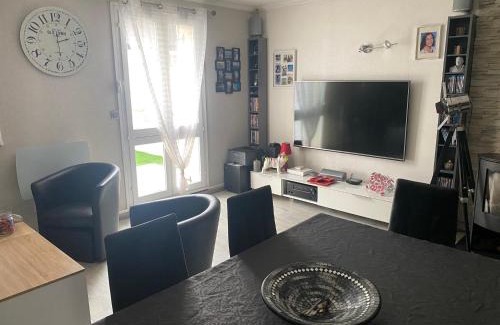 Villeparisis Casa | Chez Manu Meublé de tourisme 2 étoiles pour 6 personnes - 3 chambres