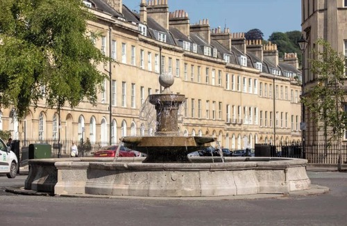 Bradford-on-Avon Apartamento | Chez Nous - central Maisonette - Bath Surrounds