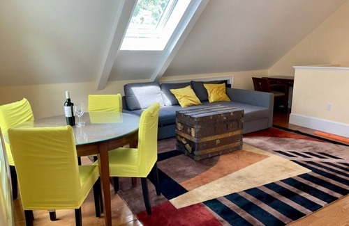 Inman Square Cama Y Desayuno | Chez Pat in Cambridge