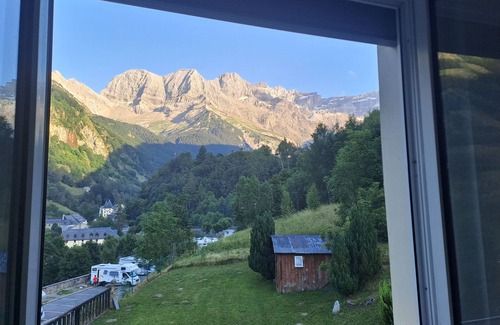 Gavarnie-Gedre Apartamento | Chez Philou Appartement Tout Équipé de 4 Chambres Pour 8 Personnes a Gavarnie