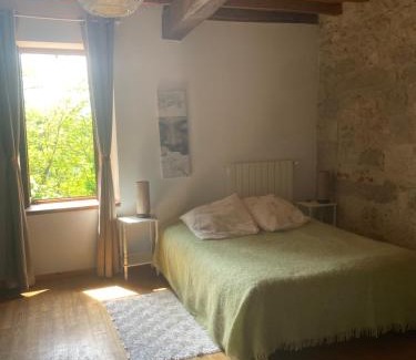 Clermont-Dessous Casa | Chez Sophie - Gîte et Gîte équestre
