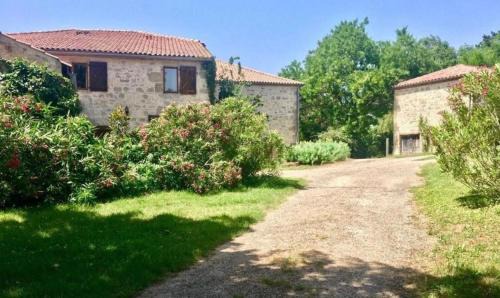 Clermont-Dessous Casa | Chez Sophie - Gîte et Gîte équestre