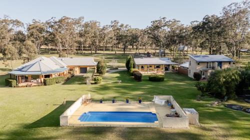 Pokolbin Casa | Chez Vous Villas Pokolbin