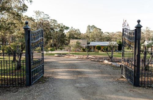 Pokolbin Casa | Chez Vous Villas Pokolbin