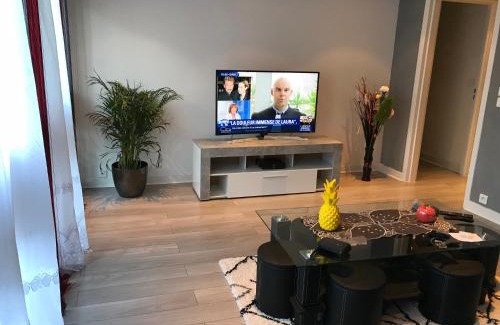 Quartier du Vieux-Pont - Sainte-Genevieve Apartamento | ChezClervie Nanterre City Paris La Défense Arena