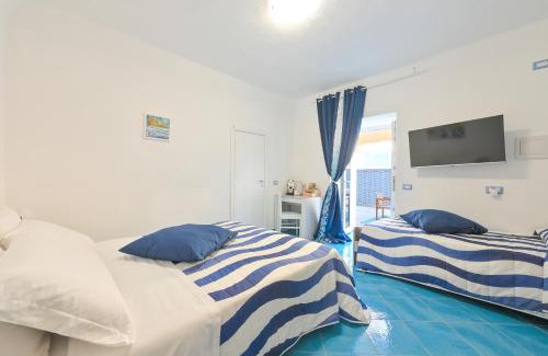 Sant'Angelo Casa | Chiaia Di Rose Rooms & Apartment