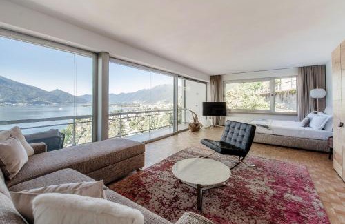 Minusio Apartamento | Chiar di Luna by Quokka 360 - loft with view of Lake Maggiore