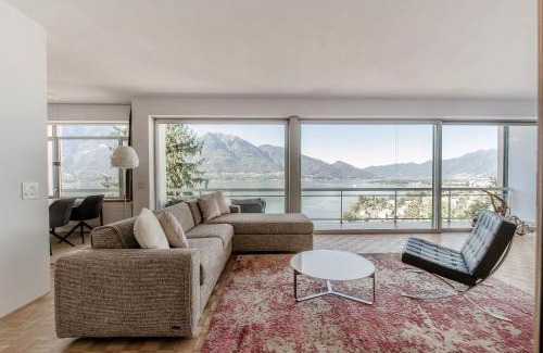 Minusio Apartamento | Chiar di Luna by Quokka 360 - loft with view of Lake Maggiore