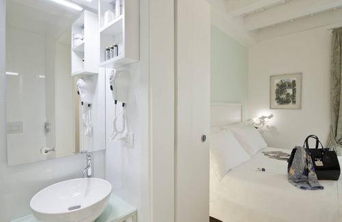 Mestre Casa | Chiara Lodge