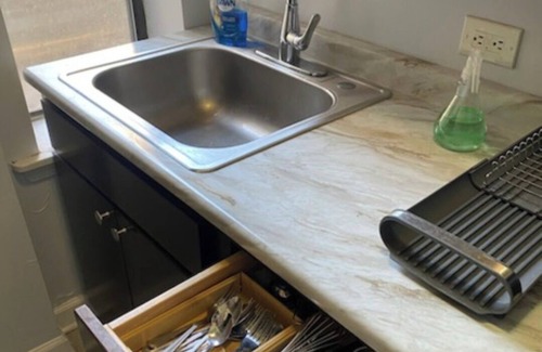 South Shore Apartamento | Chic 1-bedroom apartment in marvelous Chicago with WiFi, AC.