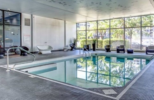 Griffintown Condominio | Chic 1-Bedroom Condo in the Heart of Griffintown - Montreal's Hottest Location!!