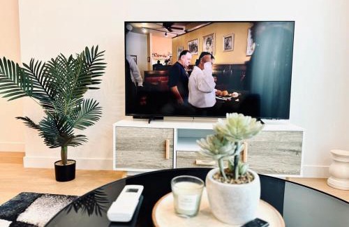 Box Hill Apartamento | Chic 1BR Apt Urban Retreat Pool Parking Gym