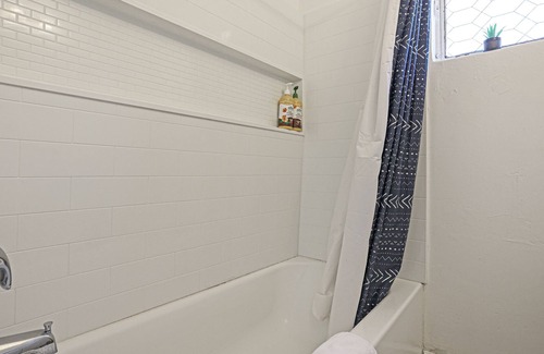 Governmental Mall Apartamento | Chic 1BR, mins to ASU downtown Phoenix + Workspace