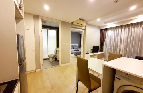 Saen Suk Apartamento | Chic 1BR near WON Beach Bangsaen