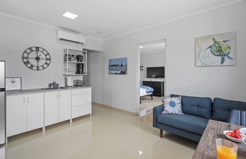 Boroncana Apartamento | Chic 1BR Retreat | Walk to Aruba’s Best Resorts & Beach