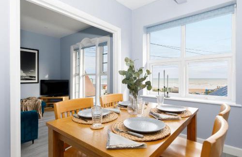 Felpham Apartamento | Chic 2-Bed Seafront Haven Near Felpham Beach