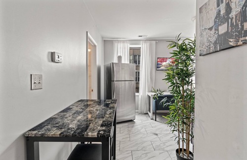 Spring Garden Apartamento | Chic 2-bedroom apartment with WiFi, AC in awesome Philadelphia