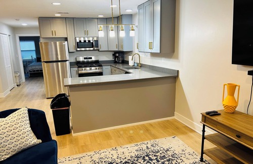 Woodlawn Apartamento | Chic 2-bedroom apartment near Hyde Park/ University of Chicago Campus