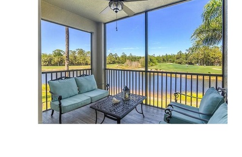 Naples Condominio | Chic 2-bedroom condo in brilliant Naples - golf included except cart