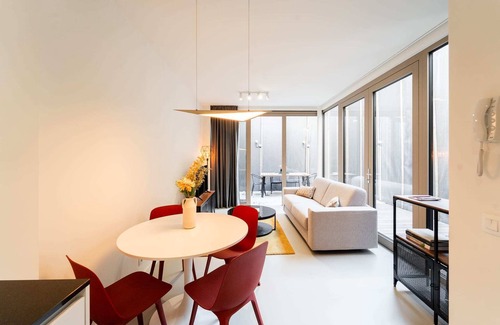 Sint-Andries Apartamento | Chic 2-Bedroom Haven in Antwerp