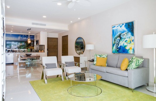 Puerto Juárez Apartamento | Chic 2-bedroom hotel suites with WiFi, AC in lovely Cancun for up to 6 people